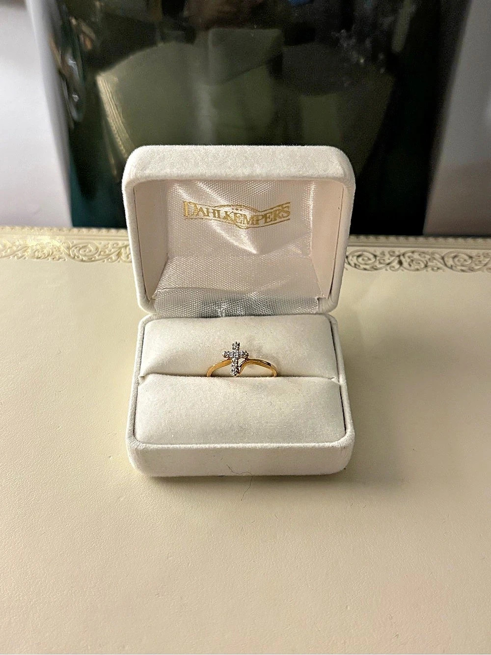 Vintage 10K Gold Cross Ring